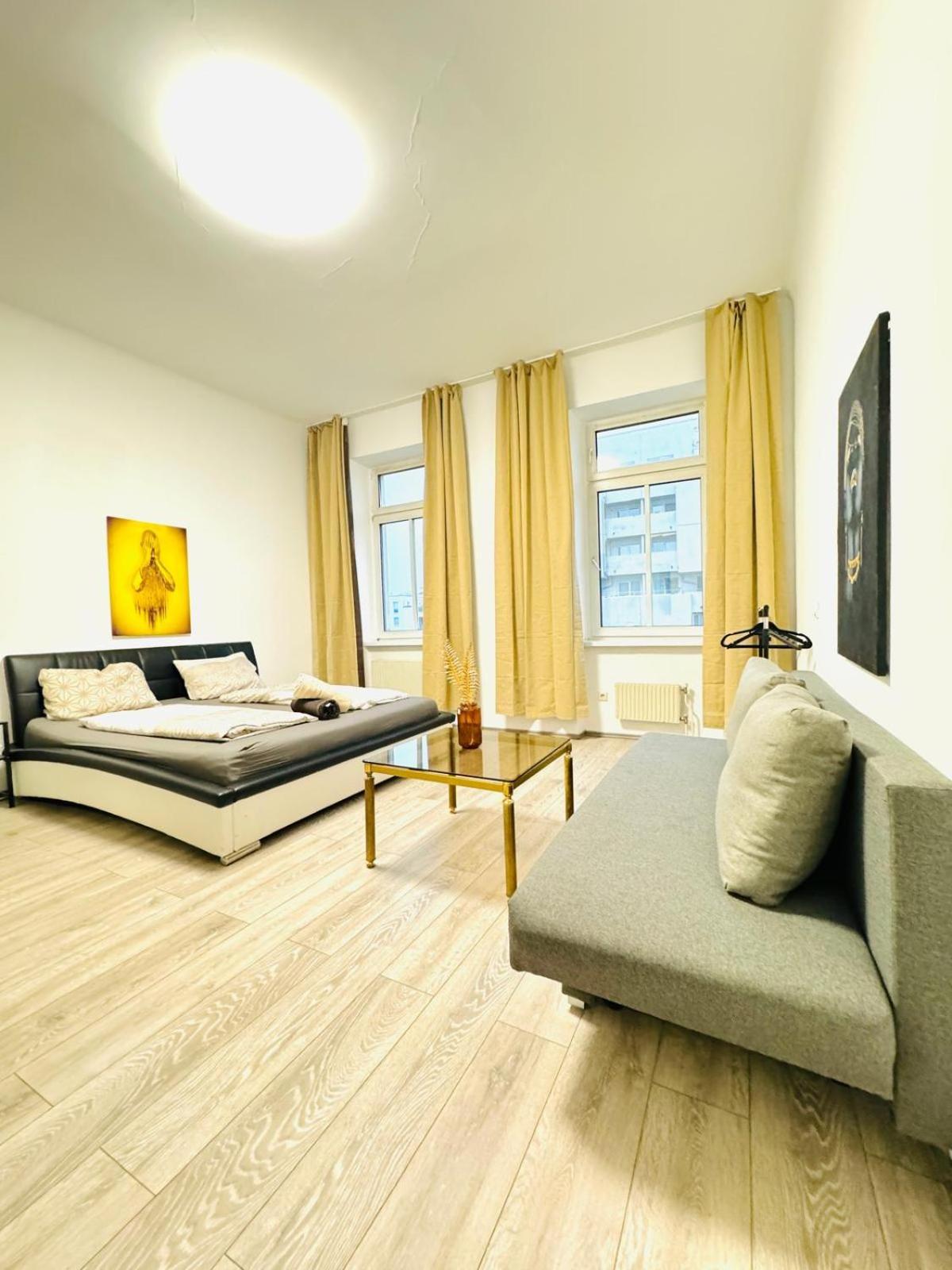 Apartment Comfy 3br In A Shared Apt, 10min To Fac Platz Wien